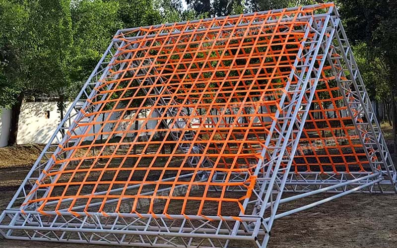 北京某公園斯巴達障礙賽順利完工!